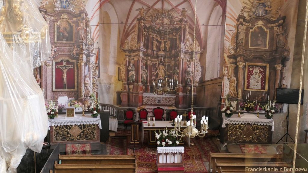 Read more about the article Z KRONIKI REMONTU KOŚCIOŁA – Przygotowanie i generalne sprzątanie kościoła (2019)